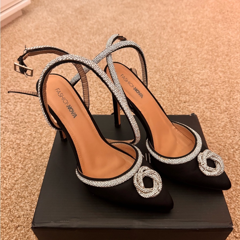 Fashion Nova Black and Silver Slingback Heels